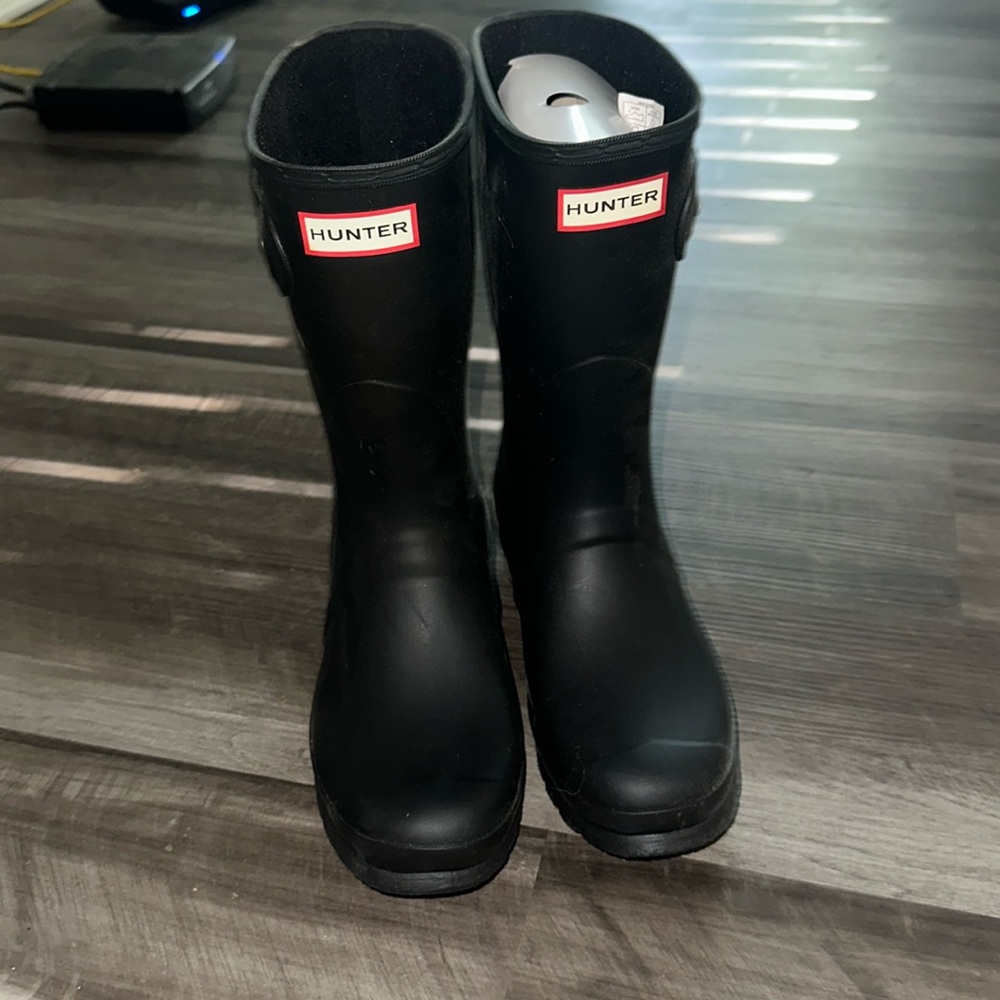 Hunter Rain Boots (mid calf)